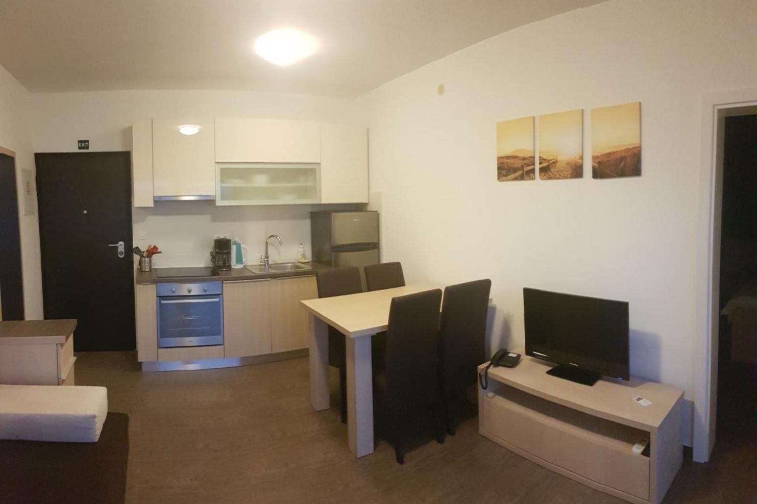 Apartments Nostro Omiš Kültér fotó