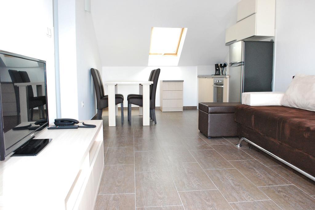 Apartments Nostro Omiš Szoba fotó