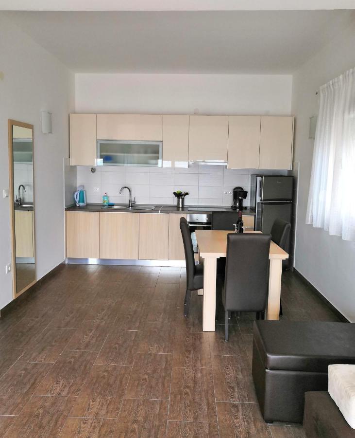 Apartments Nostro Omiš Kültér fotó